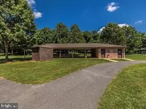 Exterior - 803 Stratford Way #F, Frederick, MD 21701 photo 4 of 4