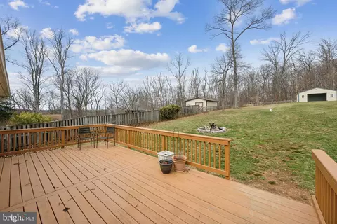 Exterior - 11626 Old Annapolis Rd, Frederick, MD 21701 photo 2 of 4