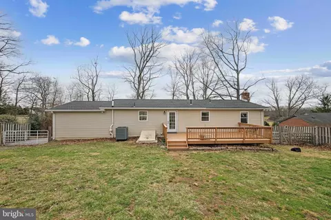 Exterior - 11626 Old Annapolis Rd, Frederick, MD 21701 photo 3 of 4