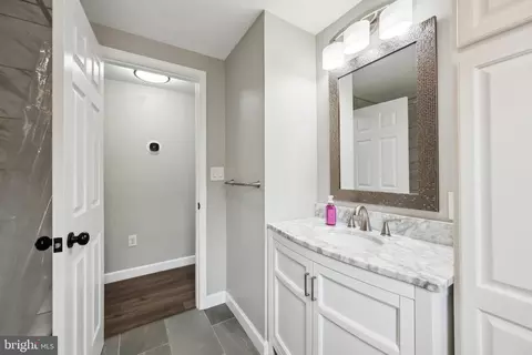 Bath - 11626 Old Annapolis Rd, Frederick, MD 21701 photo 2 of 3