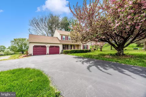 2801 Grandview Dr, Middletown, MD 21769