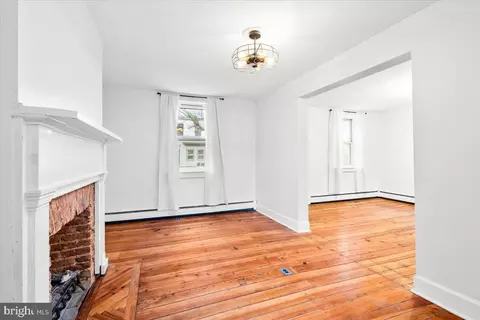 Living - 129 W 5th St, Frederick, MD 21701 photo 4 of 5