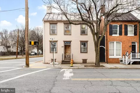 Exterior - 129 W 5th St, Frederick, MD 21701 photo 6 of 10