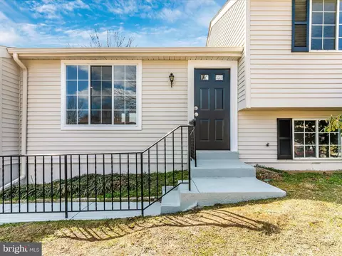 1803 Rustic Hill Ct, Frederick, MD 21702 photo 4