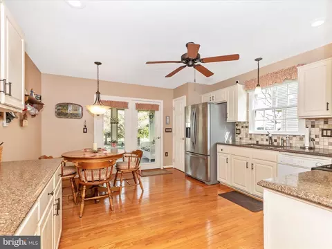 Kitchen - 2025 Chapel Ct, Frederick, MD 21702 photo 3 of 3