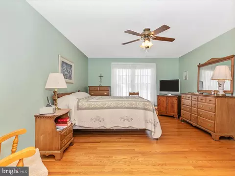 Bedroom - 2025 Chapel Ct, Frederick, MD 21702 photo 1 of 6