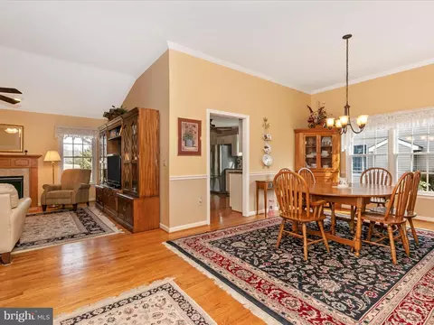 Dining - 2025 Chapel Ct, Frederick, MD 21702 photo 2 of 3
