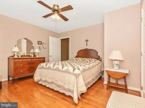 Bedroom - 2025 Chapel Ct, Frederick, MD 21702 photo 3 of 6