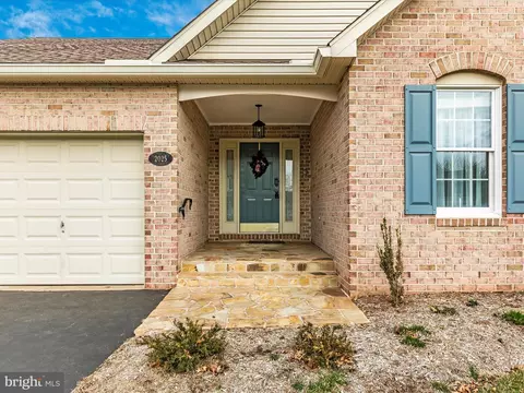 Exterior - 2025 Chapel Ct, Frederick, MD 21702 photo 2 of 17