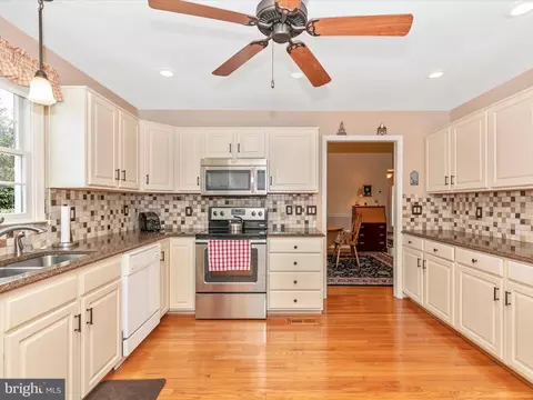 Kitchen - 2025 Chapel Ct, Frederick, MD 21702 photo 1 of 3