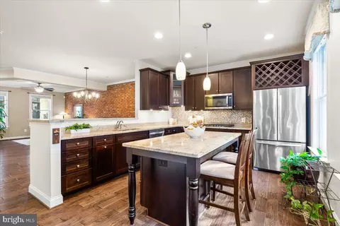 Kitchen - 34 Maxwell Sq, Frederick, MD 21701 photo 3 of 4
