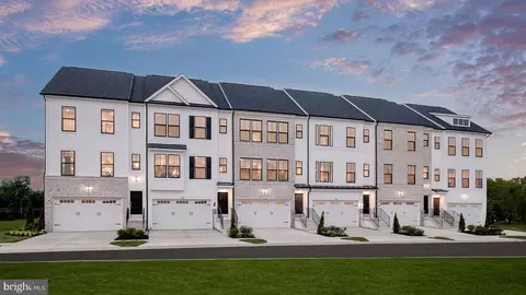 2130 Peace Lily Ln, Frederick, MD 21702