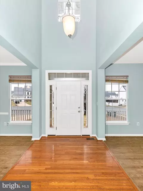 605 Crossover Ct, Frederick, MD 21703 photo 4