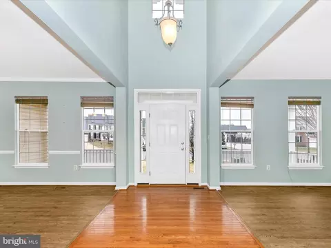 605 Crossover Ct, Frederick, MD 21703 photo 3