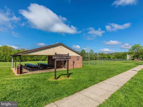 605 Crossover Ct, Frederick, MD 21703 photo 61