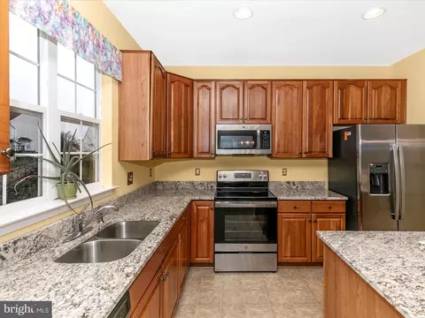 605 Crossover Ct, Frederick, MD 21703 photo 17