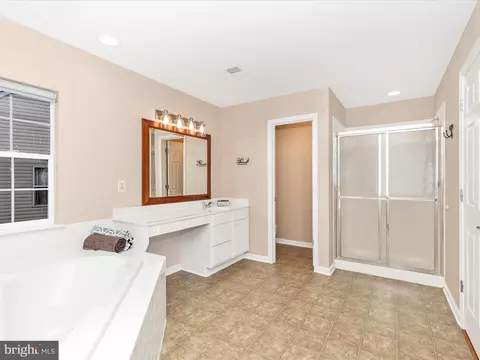 605 Crossover Ct, Frederick, MD 21703 photo 33