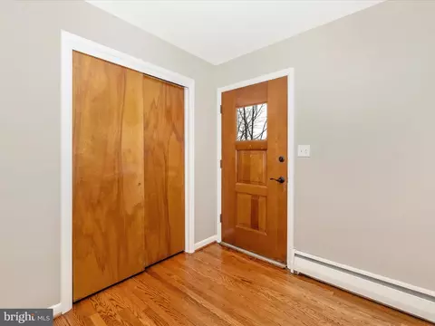 6105 Dover St, Frederick, MD 21704 photo 5