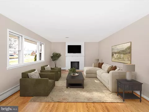 6105 Dover St, Frederick, MD 21704 photo 6