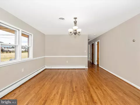 6105 Dover St, Frederick, MD 21704 photo 16