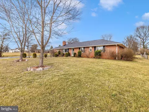 6105 Dover St, Frederick, MD 21704 photo 51