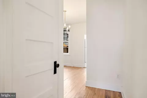 Entry Way - 30 S Bentz St, Frederick, MD 21701 photo 2 of 9
