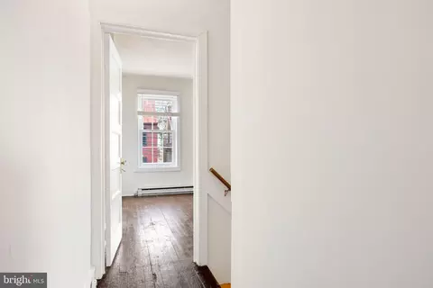 Entry Way - 30 S Bentz St, Frederick, MD 21701 photo 7 of 9