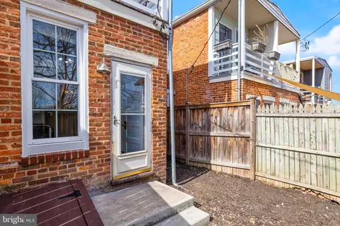 Exterior - 30 S Bentz St, Frederick, MD 21701 photo 7 of 13