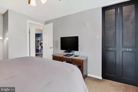 Bedroom - 1324 Split Rail Ln, Frederick, MD 21703 photo 2 of 4