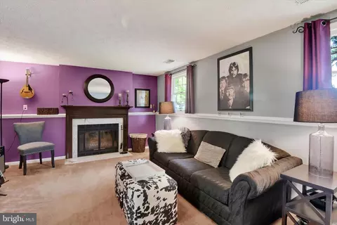 Living - 1324 Split Rail Ln, Frederick, MD 21703 photo 3 of 3