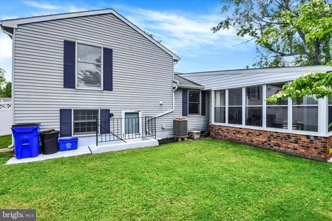 Exterior - 1324 Split Rail Ln, Frederick, MD 21703 photo 4 of 6
