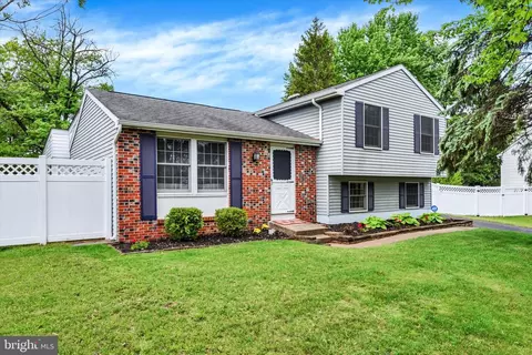 Exterior - 1324 Split Rail Ln, Frederick, MD 21703 photo 2 of 6