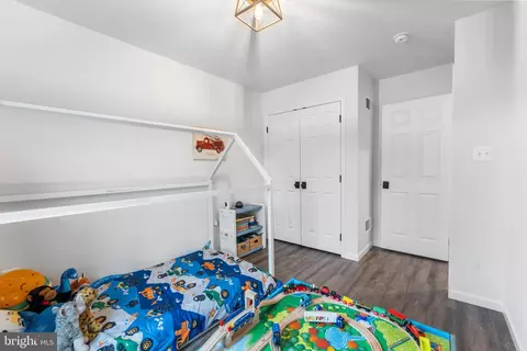 Bedroom - 1313 Pedigree St, Frederick, MD 21702 photo 8 of 8