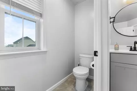 Entry Way - 1313 Pedigree St, Frederick, MD 21702 photo 10 of 18