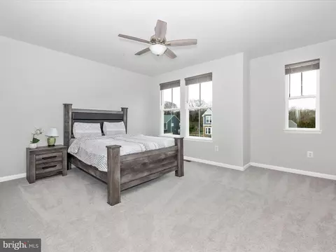 Bedroom - 5602 Pine Bluff Ct, Frederick, MD 21704 photo 4 of 8