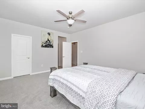 Bedroom - 5602 Pine Bluff Ct, Frederick, MD 21704 photo 5 of 8