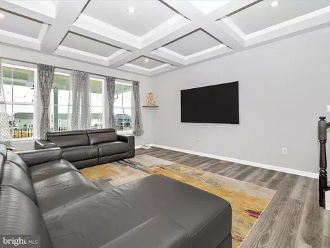 Living - 5602 Pine Bluff Ct, Frederick, MD 21704 photo 2 of 5