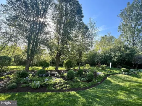 Exterior - 8029 Ridge Rd, Frederick, MD 21702 photo 7 of 19