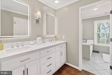 Bath - 8029 Ridge Rd, Frederick, MD 21702 photo 3 of 6