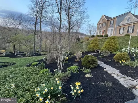 Exterior - 8029 Ridge Rd, Frederick, MD 21702 photo 8 of 19