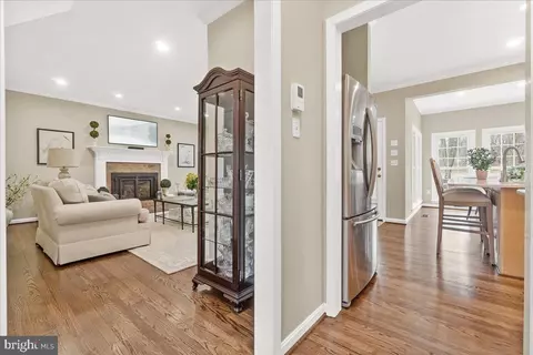 Entry Way - 8029 Ridge Rd, Frederick, MD 21702 photo 4 of 5