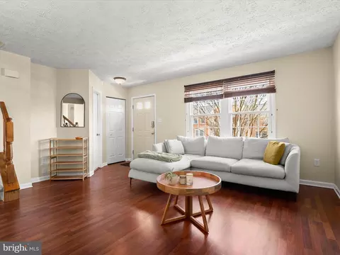 Living - 6329 New Haven Ct, Frederick, MD 21703 photo 1 of 4