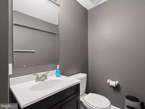 Bath - 6329 New Haven Ct, Frederick, MD 21703 photo 4 of 4