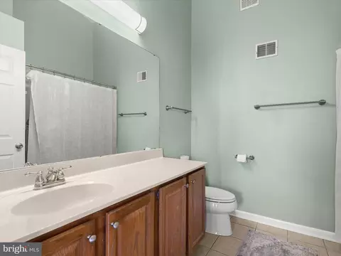 Bath - 6329 New Haven Ct, Frederick, MD 21703 photo 1 of 4