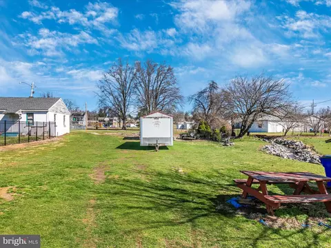 113 E Main St, Thurmont, MD 21788 photo 44