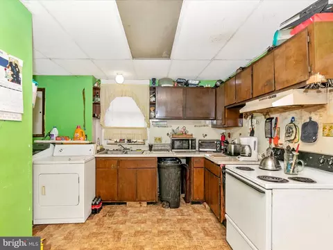 113 E Main St, Thurmont, MD 21788 photo 8