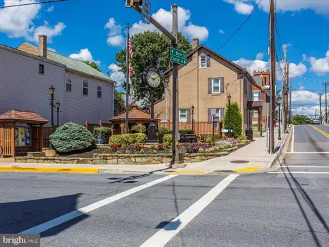 113 E Main St, Thurmont, MD 21788 photo 57
