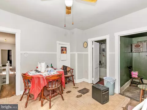 113 E Main St, Thurmont, MD 21788 photo 25