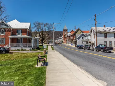 113 E Main St, Thurmont, MD 21788 photo 64