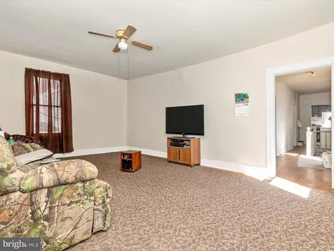 113 E Main St, Thurmont, MD 21788 photo 20
